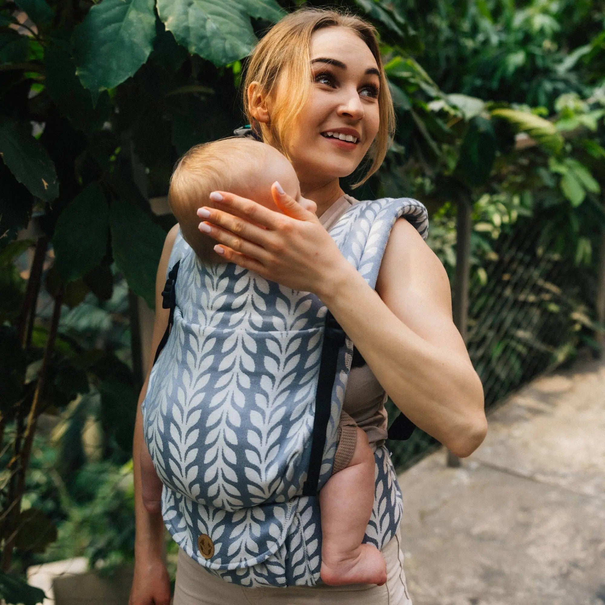 Catkin Willow LennyLight Baby Carrier by LennyLamb LennyLamb