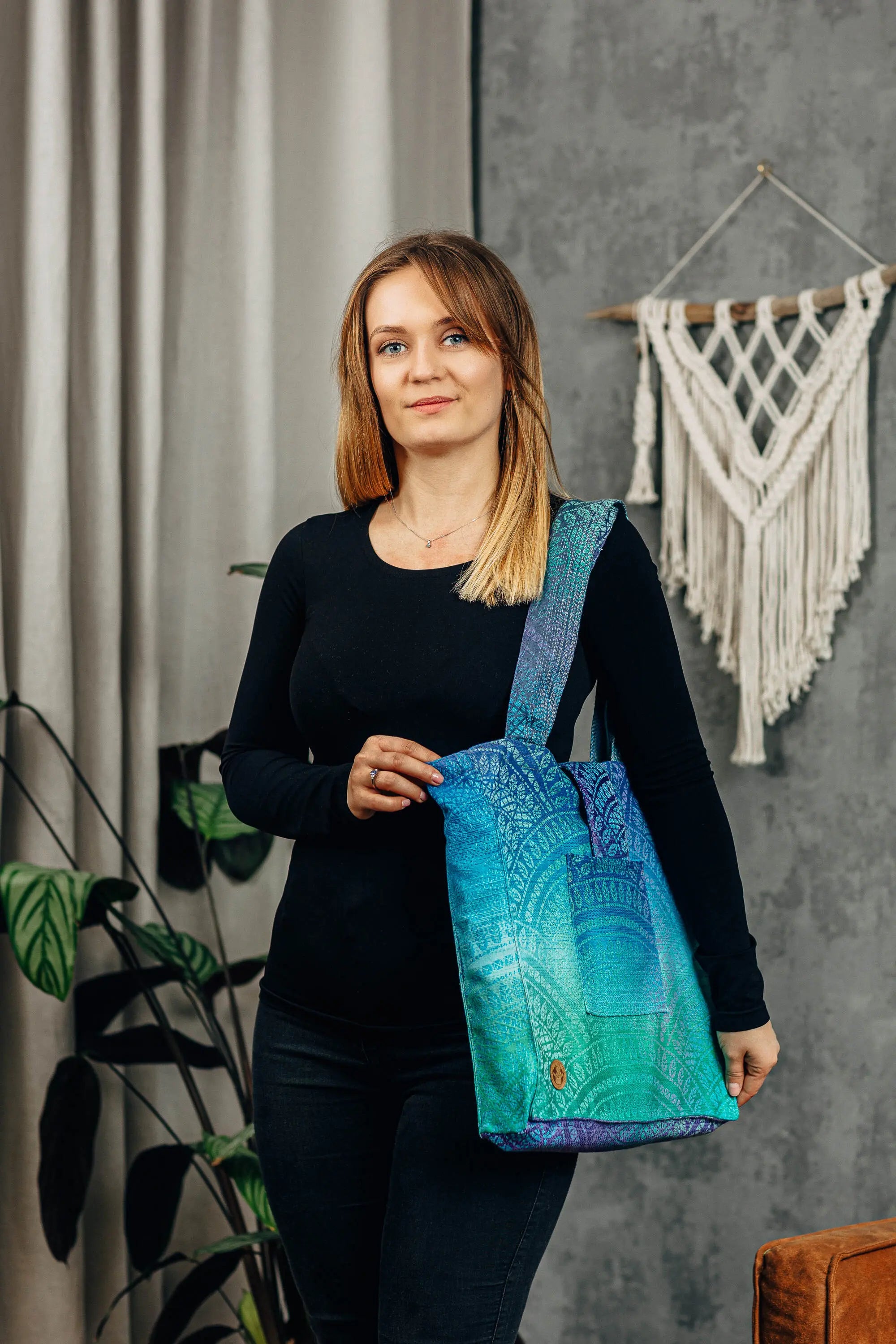 Peacock's Tail Fantasy Shoulder Bag by LennyLamb LennyLamb