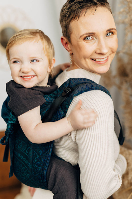 Peacock's Tail Quantum Toddler Onbuhimo by LennyLamb LennyLamb