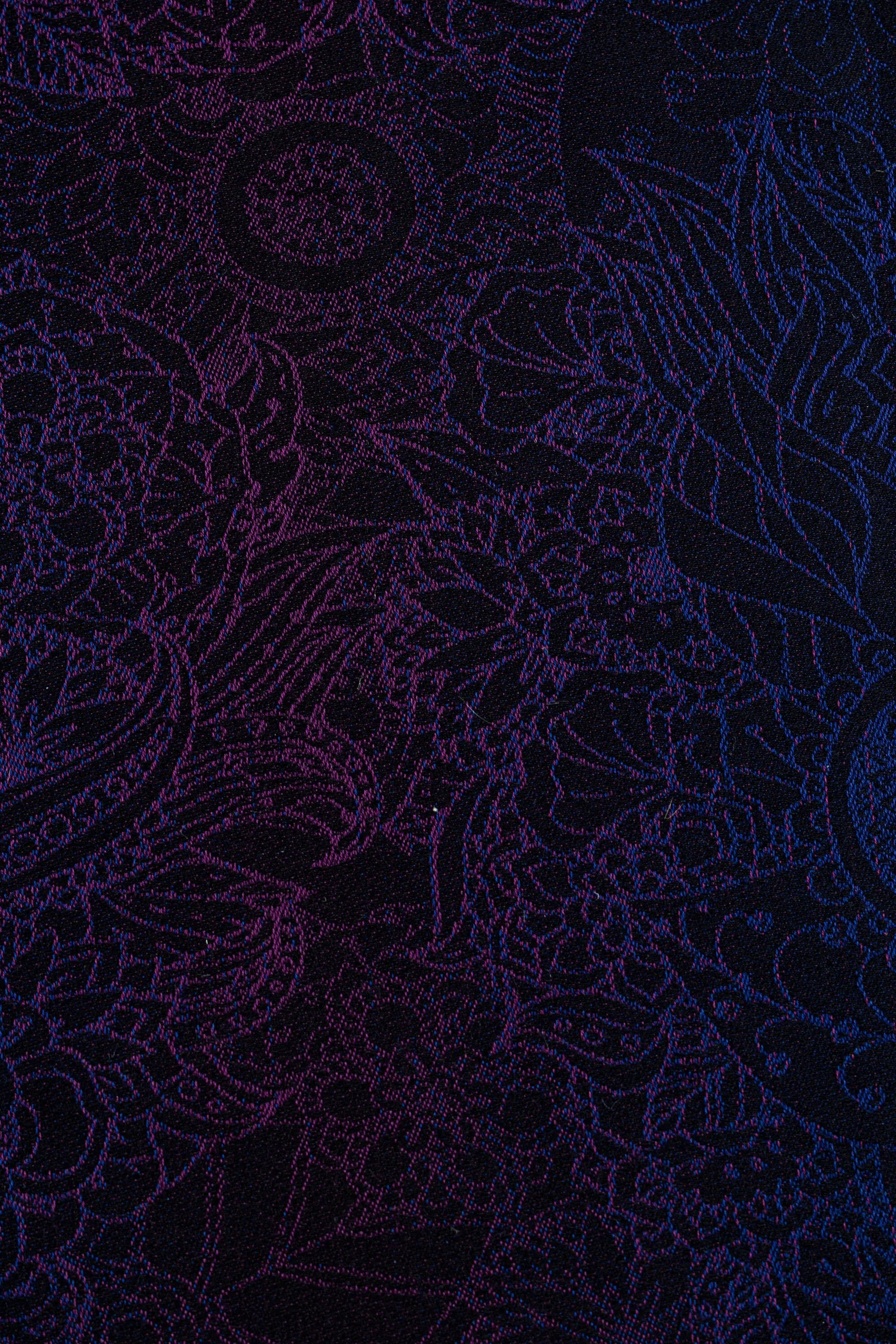 Wild Wine Bouquet Woven Wrap by LennyLamb LennyLamb