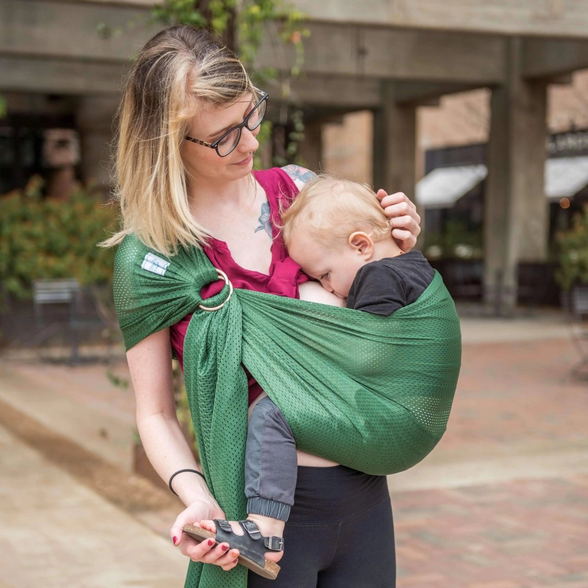 Palm Leaf Water Ring Sling by Beachfront Baby