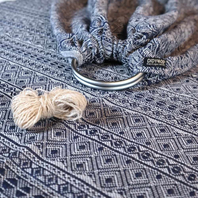 Prima Cassiopeia DidySling by Didymos Didymos at Little Zen One