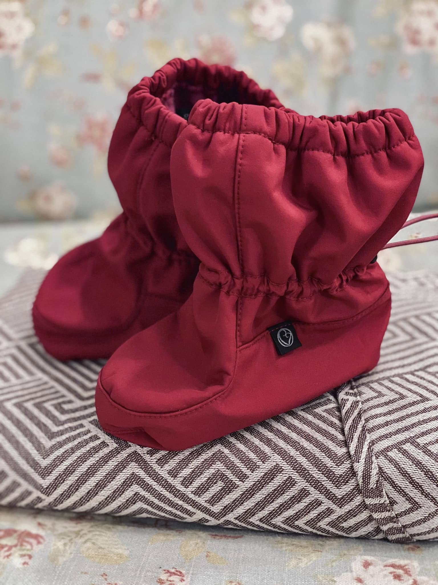 Babywearing Booties - Baby Allrounder Berry Mamalila at Little Zen One