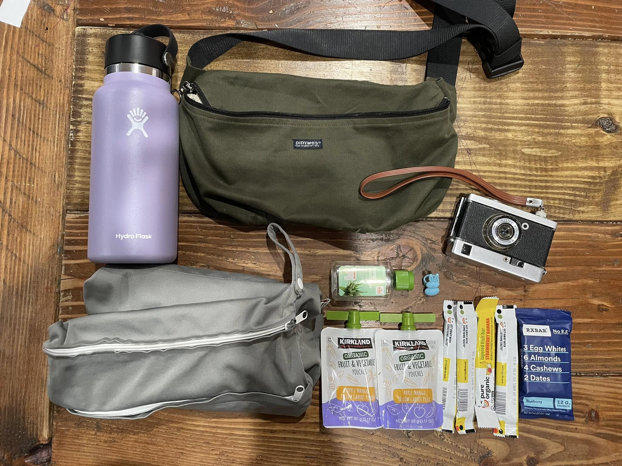 Moon Bag Olive by Didymos Didymos at Little Zen One