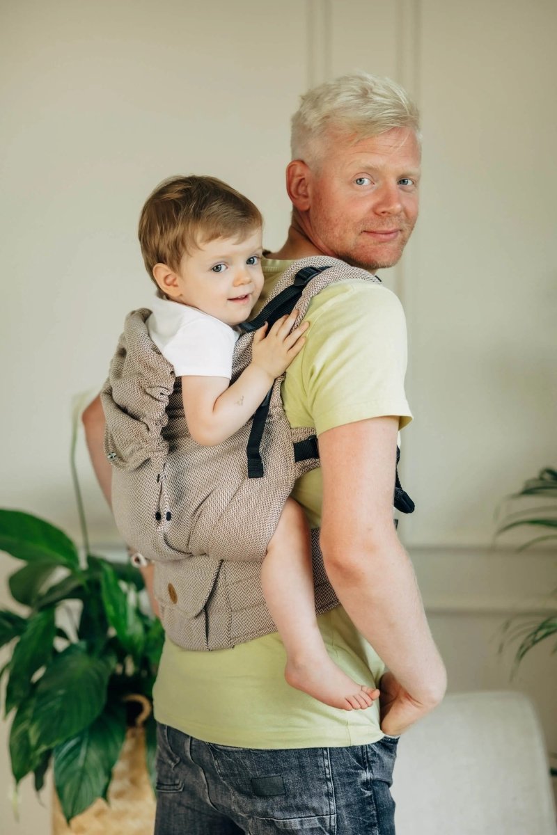 Almond LennyPreschool Carrier