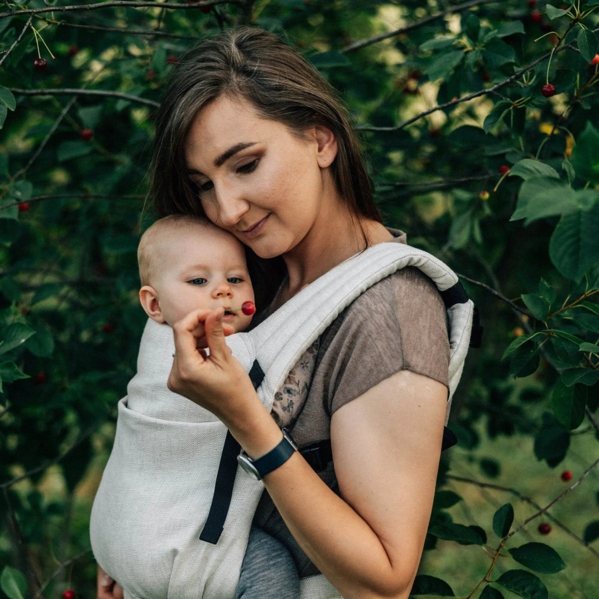 Arrow Whisper LennyLight Baby Carrier