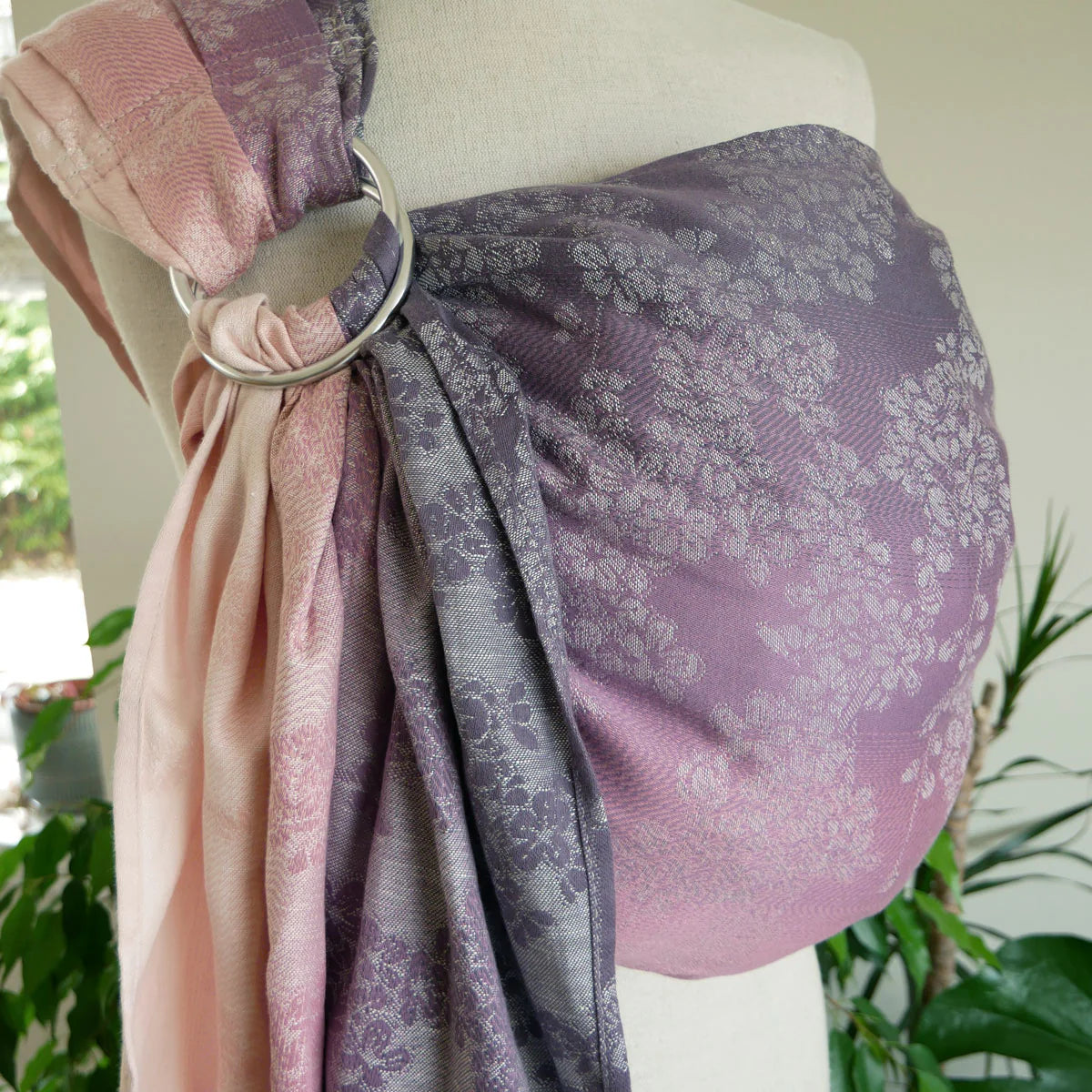 Blossom Evelyn Baby Ring Sling