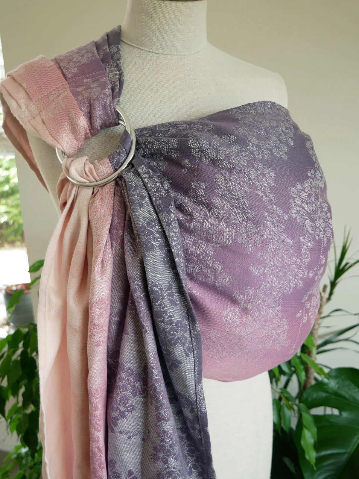 Blossom Evelyn Baby Ring Sling