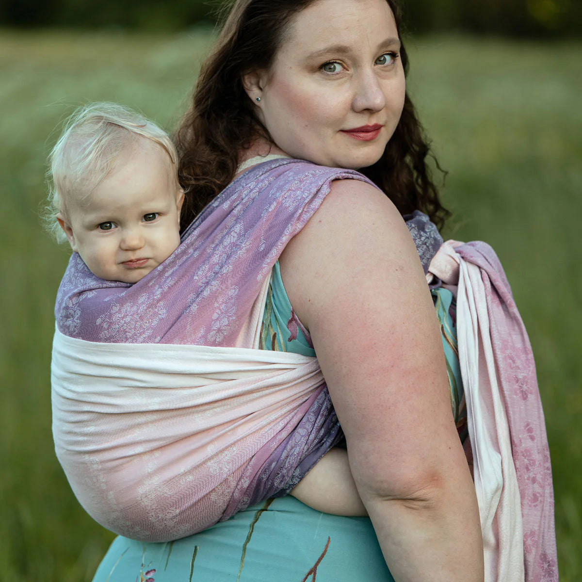 Blossom Evelyn Baby Wrap Action