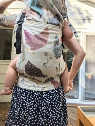Chickens Exclusive by LennyLamb X LennyGo Buckle Carrier
