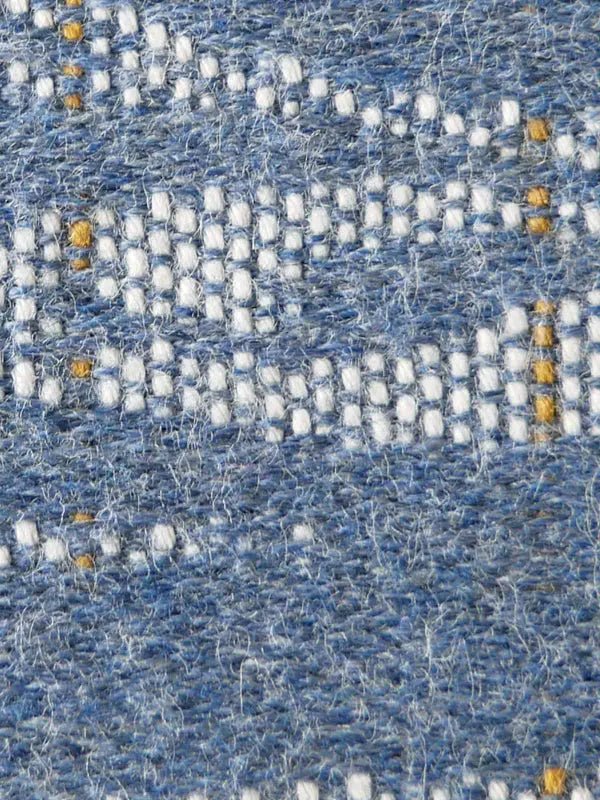 Cranes Soar Woven Wrap