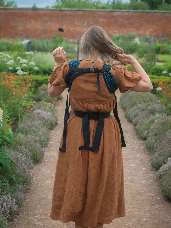 Doors Of Durin™ Mellon Bairn Baby Carrier by Oscha - Buckle CarrierLittle Zen One0111111513