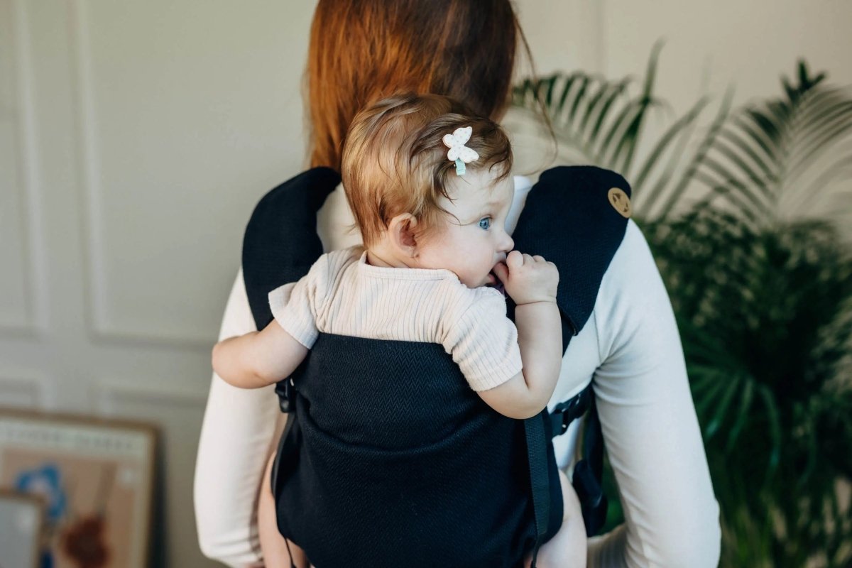 Ebony Black Drool Pads & Reach Straps by LennyLamb - Baby Carrier AccessoriesLittle Zen One5907557781534