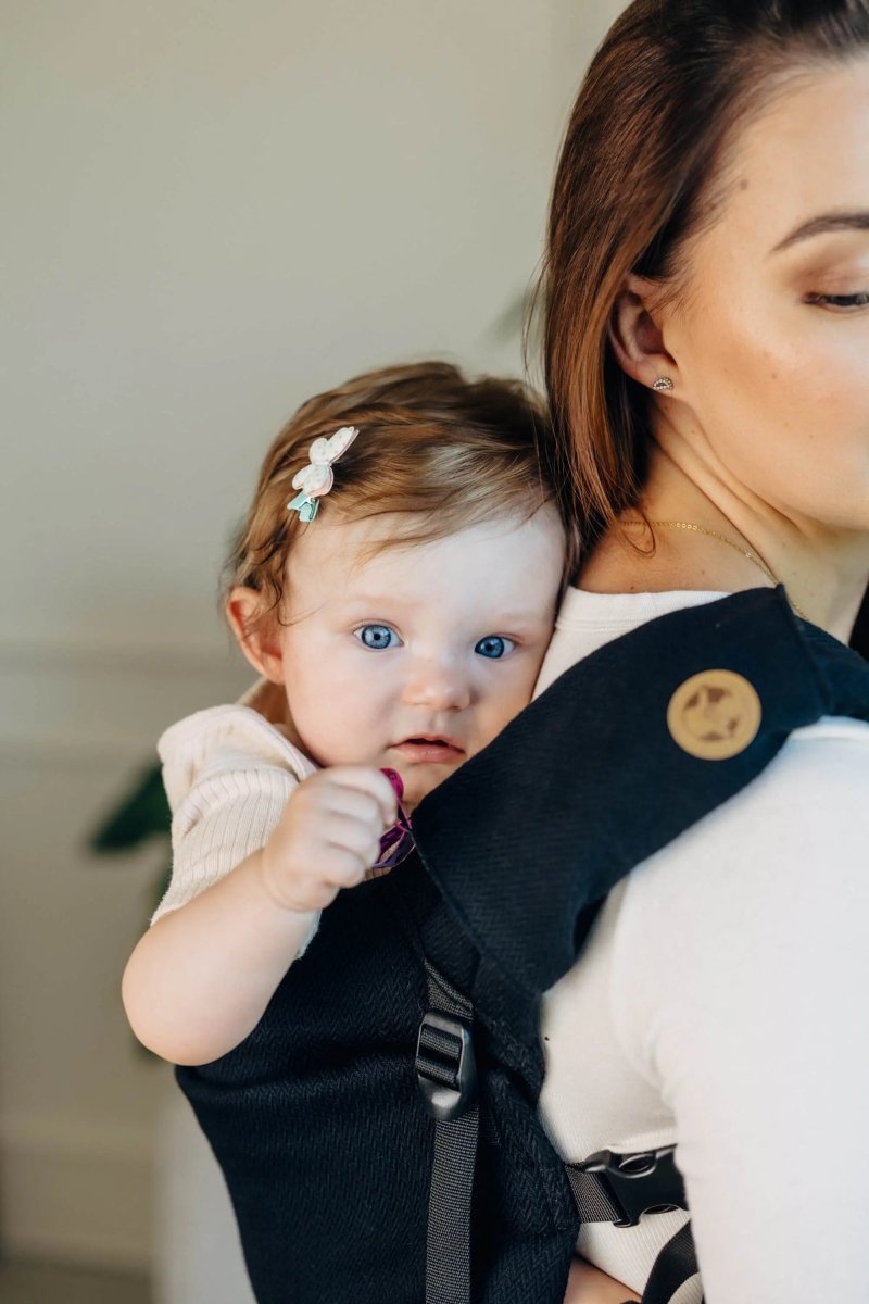 Ebony Black Drool Pads & Reach Straps by LennyLamb - Baby Carrier AccessoriesLittle Zen One5907557781534