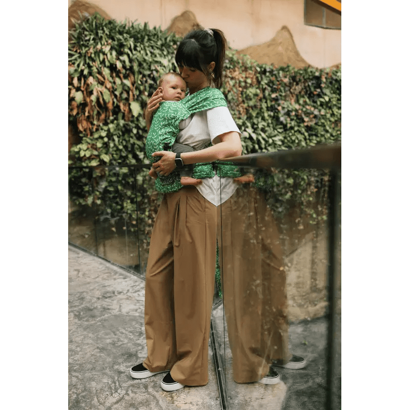 Enchanted Nook Evergreen LennyHybrid by Lennylamb - Half Buckle CarrierLittle Zen One75457616