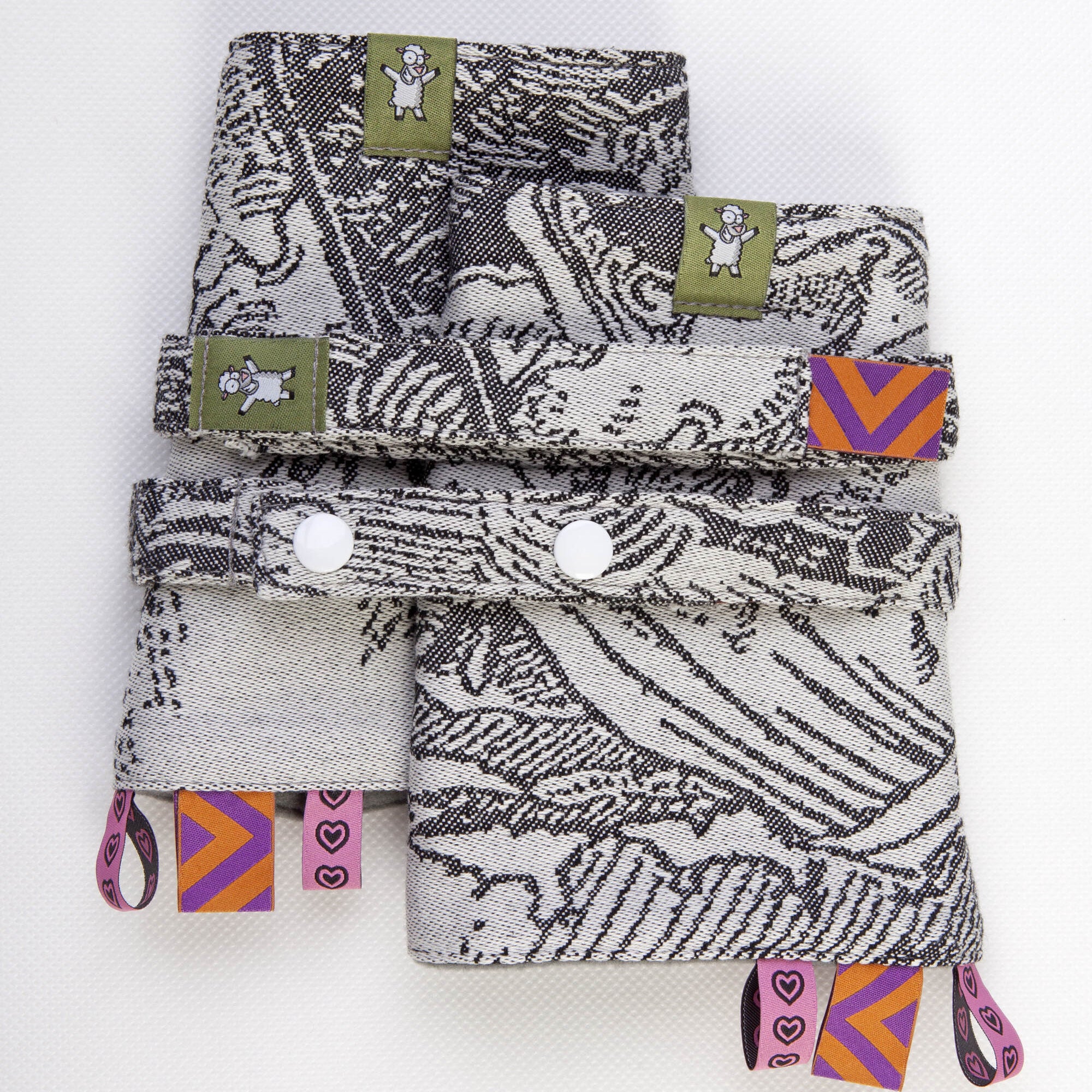 Horizon's Verge Drool Pads & Reach Straps by LennyLamb LennyLamb at Little Zen One