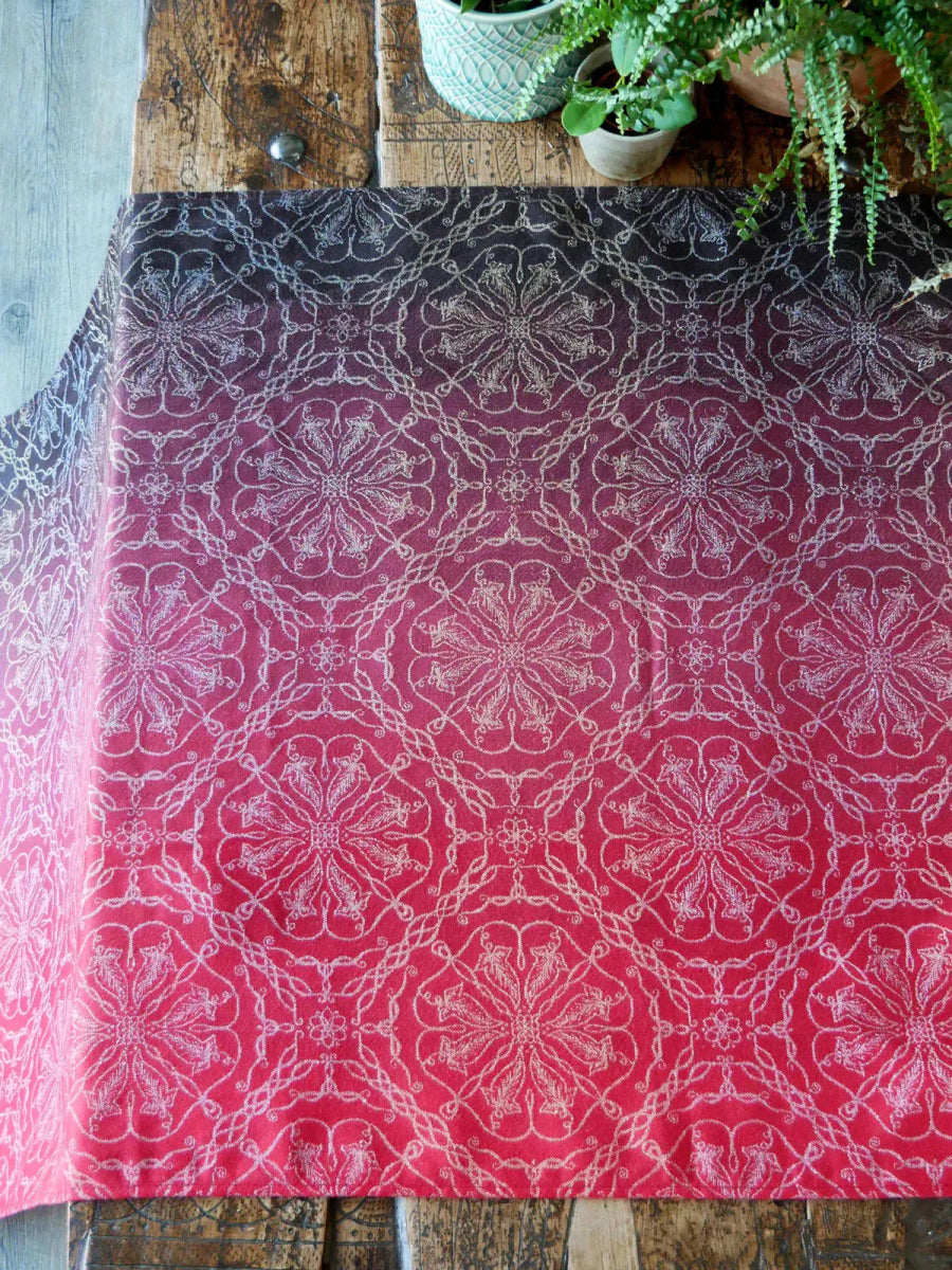 Lothlorien Rest Well Woven Wrap