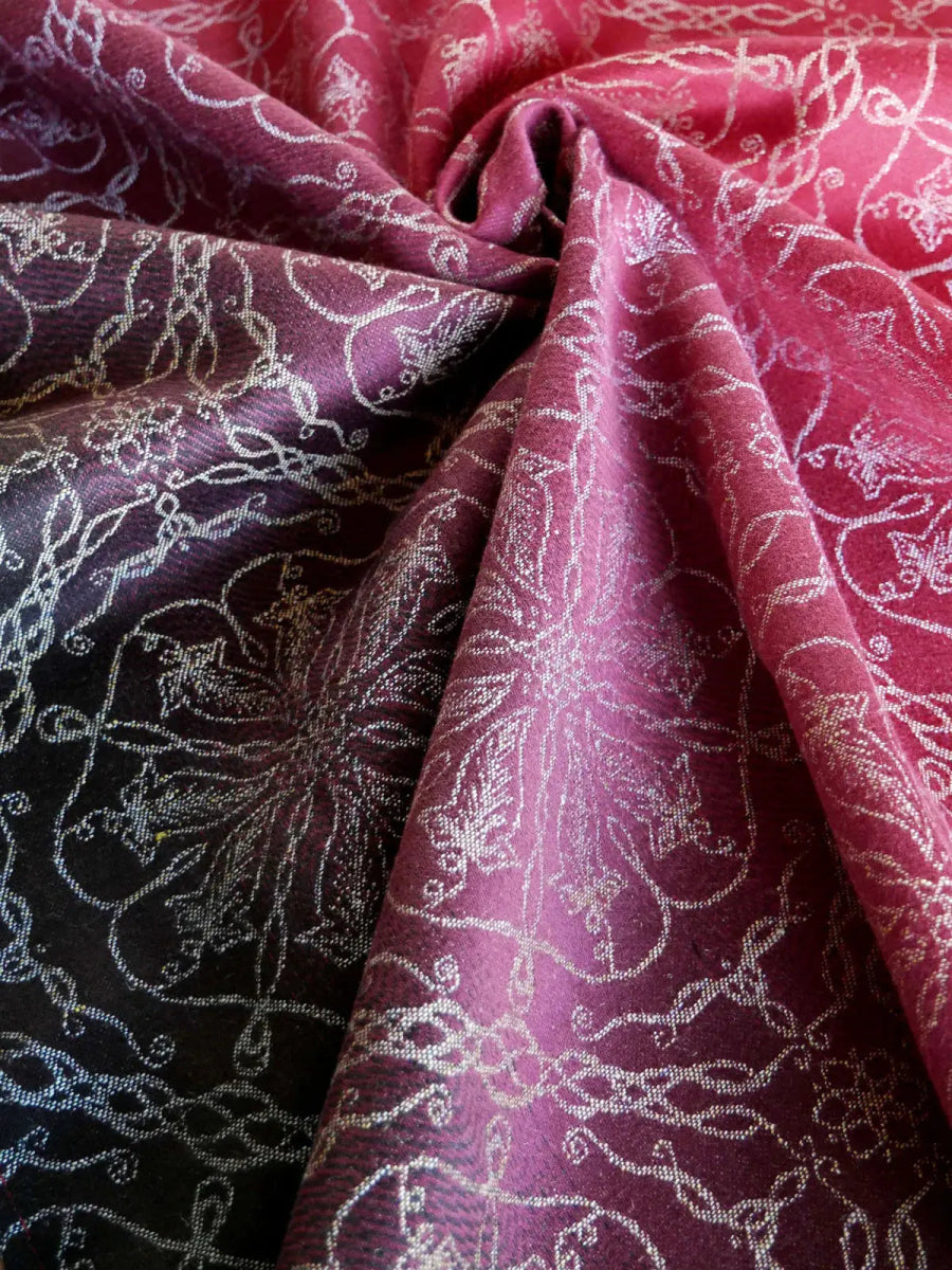 Lothlorien Rest Well Woven Wrap