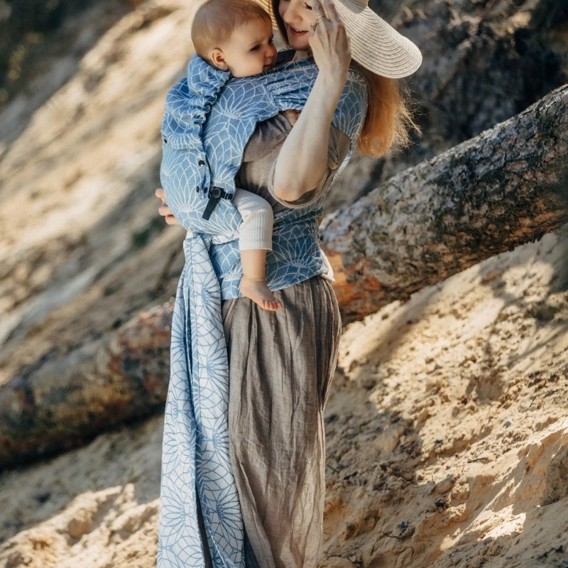 Lotus Blue LennyHybrid by LennyLamb (Grade B) - Half Buckle CarrierLittle Zen One50634832