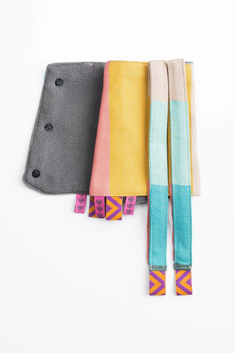 Pastels Drool Pads Reach Straps