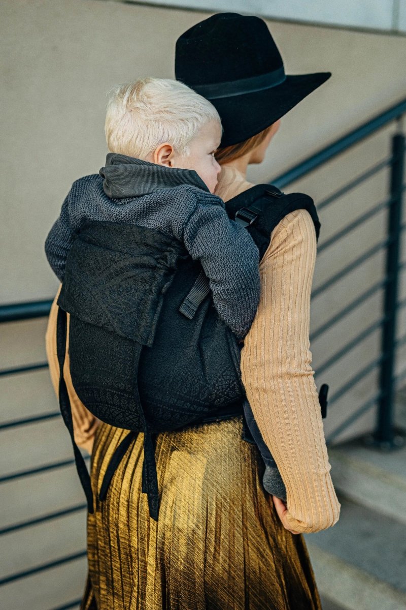 Peacock's Tail Pitch Black Onbuhimo PRO by LennyLamb - OnbuhimoLittle Zen One03854928