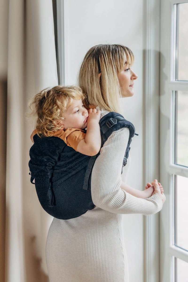 Peacock's Tail Pitch Black Preschool Onbuhimo PRO by LennyLamb - OnbuhimoLittle Zen One64300624