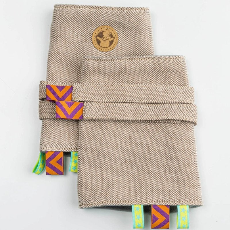 Peanut Drool Pads Reach Straps