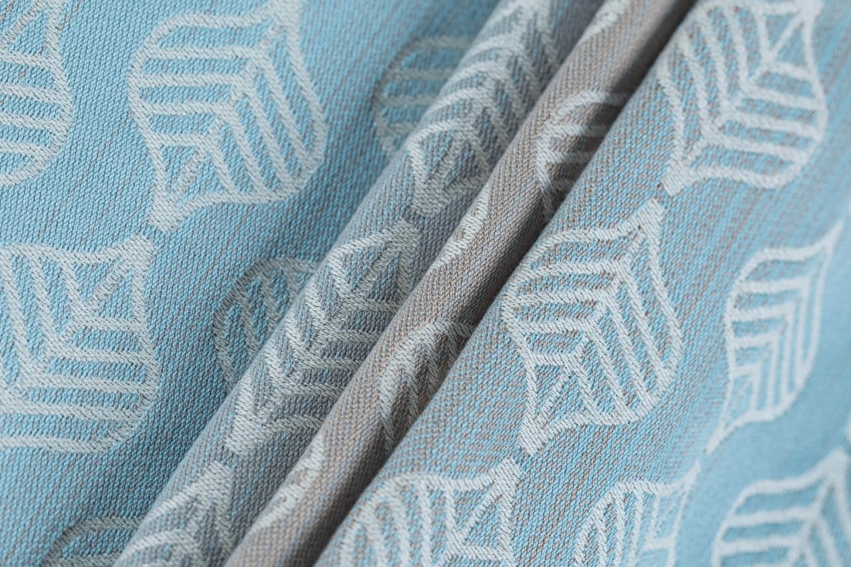 Petals Restful LennyPreschool Carrier by LennyLamb - Buckle CarrierLittle Zen One5907557784542