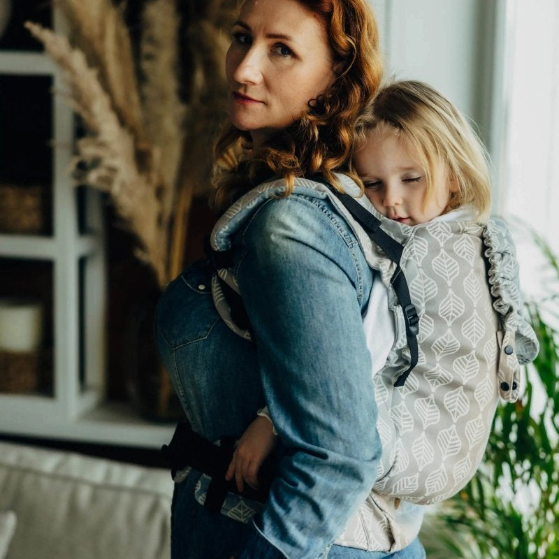 Petals Restful LennyPreschool Carrier