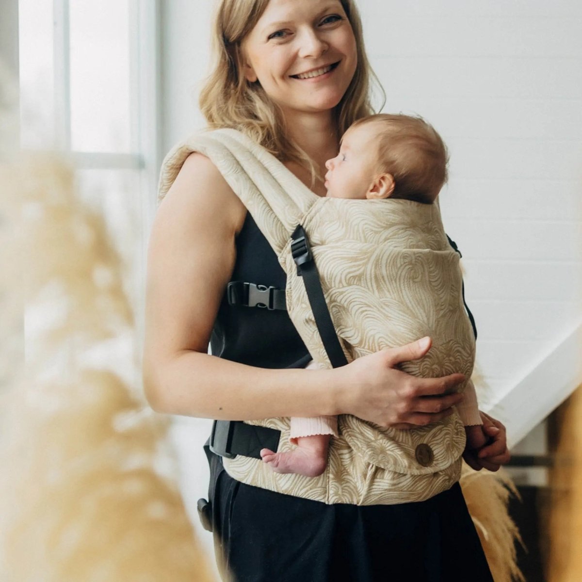 Rapunzel Auratum LennyLight Baby Carrier by LennyLamb - Buckle CarrierLittle Zen One5907557784757