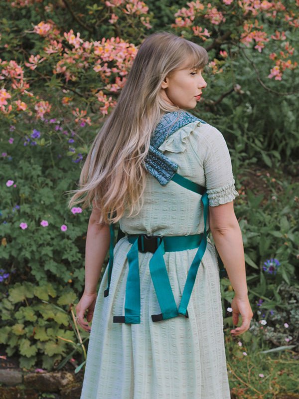 Shire™ Westfarthing Bairn Baby Carrier by Oscha - Buckle CarrierLittle Zen One0111136103