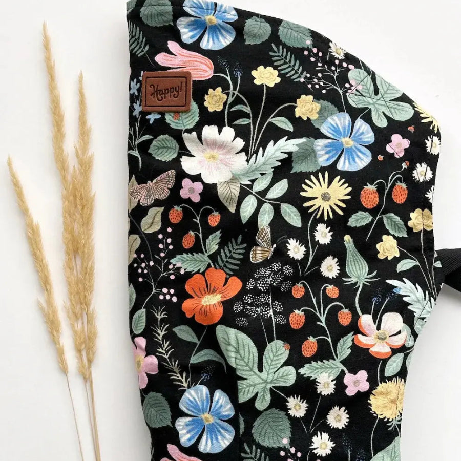 Strawberry Fields Black Versa Baby Carrier by Happy Baby Buckle Carrier