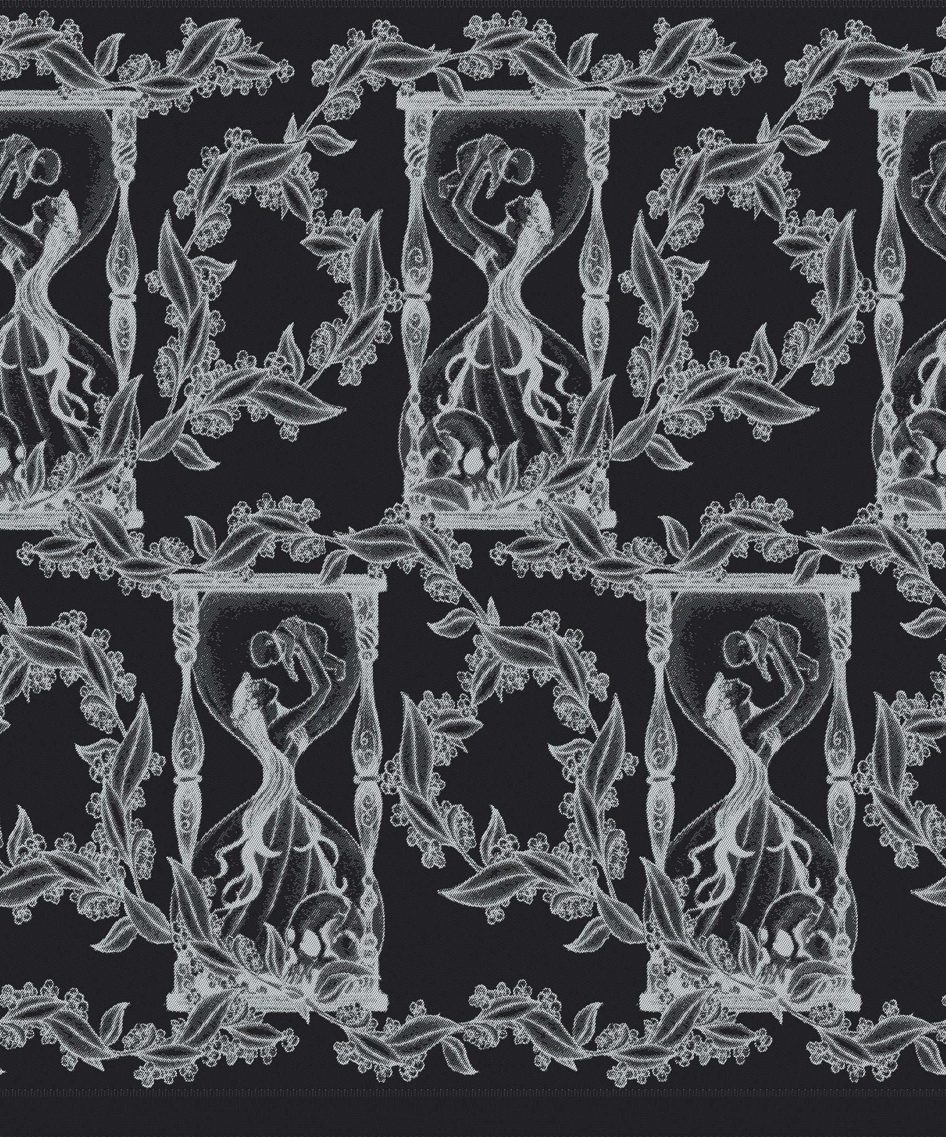 Time with Skulls LennyLamb Black