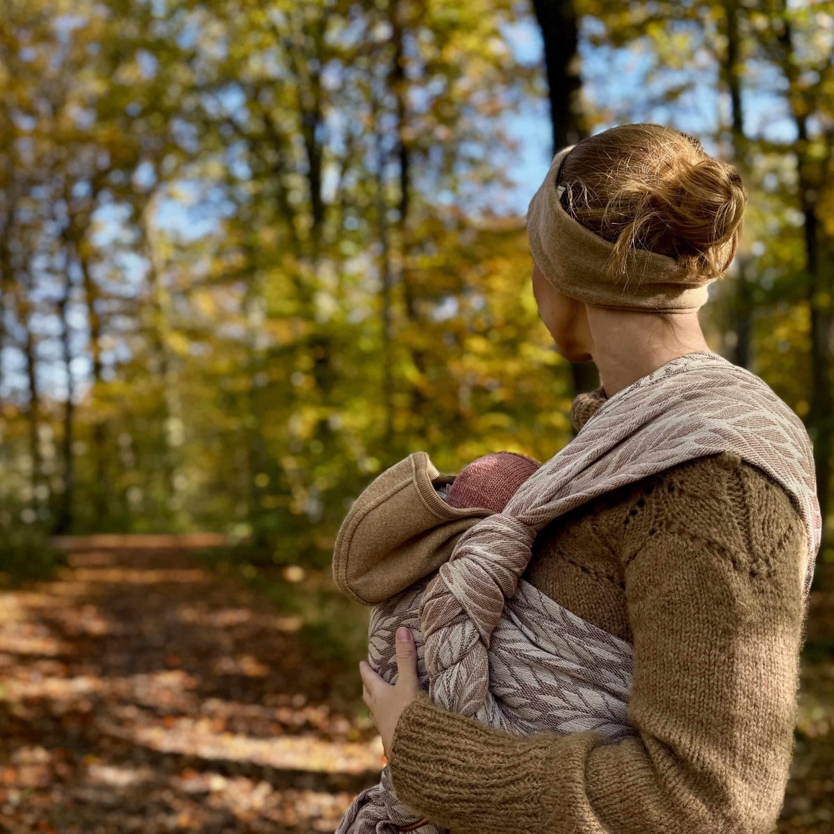 Trias Chai Cinnamon Woven Wrap