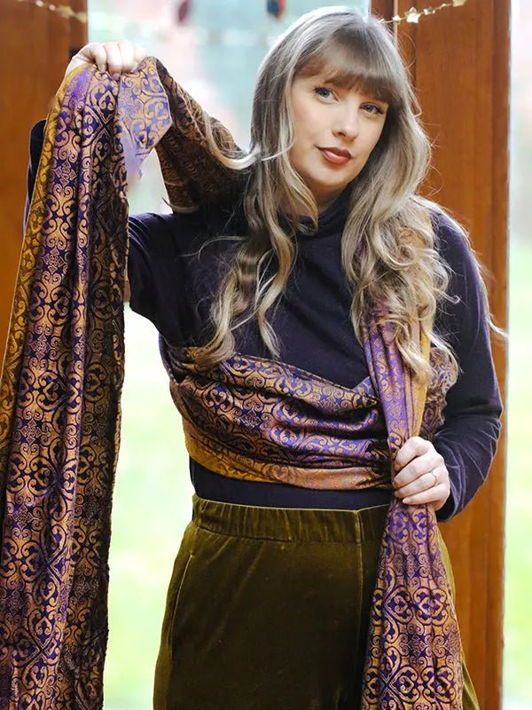 Victoriana Royal Woven Wrap
