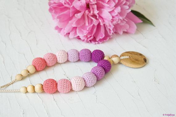 FrejaToys Berry Pretty Nursing Necklace - Baby Carrier AccessoriesLittle Zen One