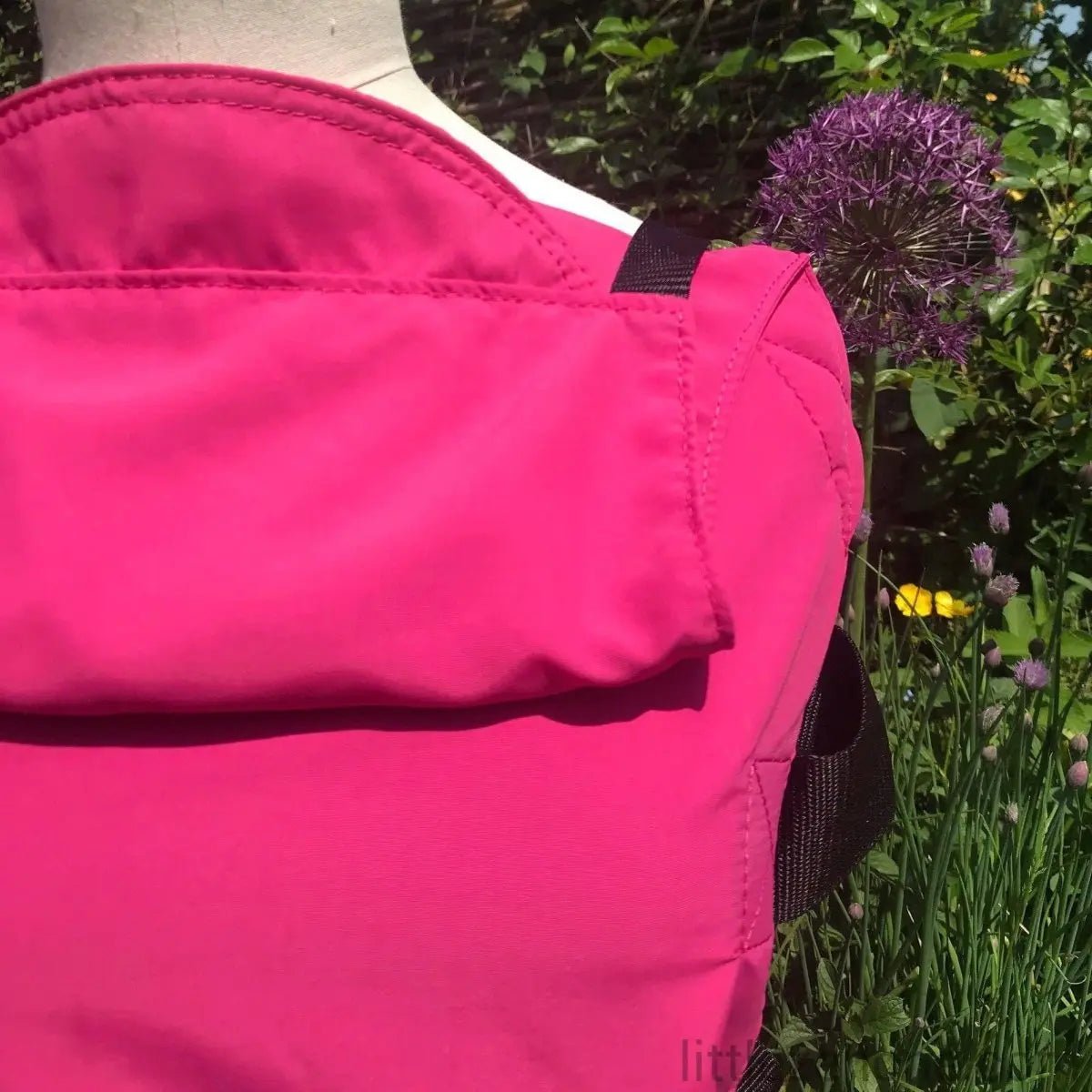 Integra Baby Carrier Solar Electric Pink Buckle Carrier